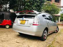 https://riyasewana.com/uploads/toyota-prius-s-5835294953.jpg