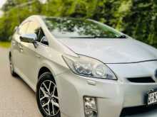 Toyota Prius S Touring 2013 Car