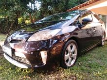 Toyota Prius S Touring 2012 Car