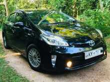 Toyota Prius S LED 2013 Car