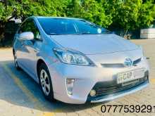 Toyota Prius S LED 2013 Car