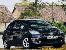 Toyota Prius S 2014 Car