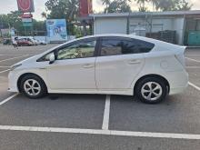 https://riyasewana.com/uploads/toyota-prius-s-71747156074.jpg