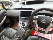 https://riyasewana.com/uploads/toyota-prius-s-71849596385.jpg
