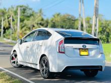 https://riyasewana.com/uploads/toyota-prius-s-78080024101.jpg