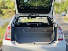 https://riyasewana.com/uploads/toyota-prius-s-78080024442.jpg