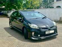 https://riyasewana.com/uploads/toyota-prius-s-814153122172.jpg