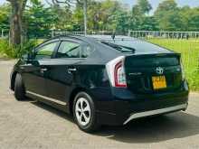 https://riyasewana.com/uploads/toyota-prius-s-814153222903.jpg