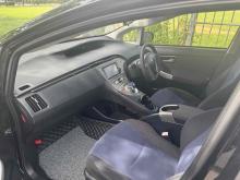 https://riyasewana.com/uploads/toyota-prius-s-814164324483.jpg