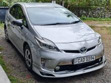 Toyota PRIUS S LED 2013 Car