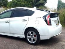 Toyota PRIUS S TOURING 2012 Car