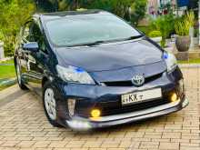 Toyota Prius S LED 2011 Car