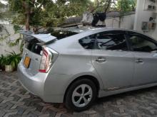 https://riyasewana.com/uploads/toyota-prius-s-9848116154.jpg