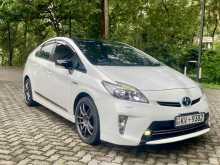 Toyota Prius S Touring 2012 Car