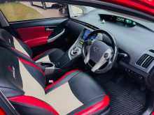 https://riyasewana.com/uploads/toyota-prius-s-touring-2013-1813083012833.jpg