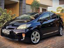 Toyota Prius S Touring 2013 Car