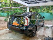 https://riyasewana.com/uploads/toyota-prius-sled-14828426626.jpg