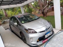 https://riyasewana.com/uploads/toyota-prius-sled-28839036075.jpg
