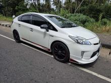 https://riyasewana.com/uploads/toyota-prius-toms-5816256823.jpg