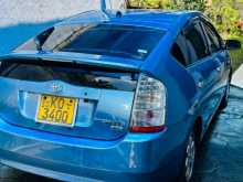 https://riyasewana.com/uploads/toyota-prius-w20-201329184203.jpg