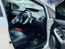 https://riyasewana.com/uploads/toyota-prius-yor-2011473824532.jpg