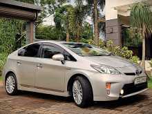 Toyota Prius ZVW 30 2014 Car
