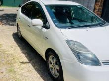 https://riyasewana.com/uploads/toyota-priuse-2nd-11157526976.jpg