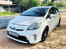 https://riyasewana.com/uploads/toyota-priyas-101423456136.jpg