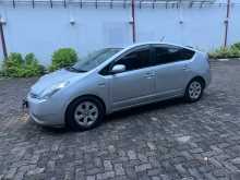 https://riyasewana.com/uploads/toyota-priyes-2009-319501712833.jpg
