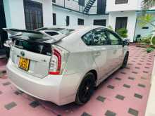 https://riyasewana.com/uploads/toyota-priys-161336464192.jpg
