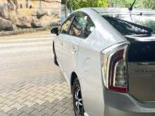https://riyasewana.com/uploads/toyota-priyus-3rd-2011-320383212044.jpg