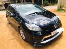 Toyota Prius S Grade 2012 Car