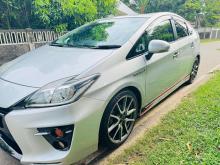 https://riyasewana.com/uploads/toyota-pruis-g-221309286635.jpg
