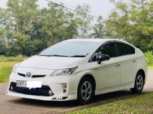 Toyota Prius S Grade 2013 Car