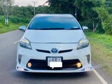 Toyota Prius S Grade 2010 Car