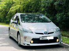 Toyota Prius S Touring 2014 Car
