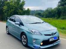 Toyota Prius S Limited 2013 Car