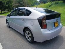 https://riyasewana.com/uploads/toyota-prus-251128066705.jpg