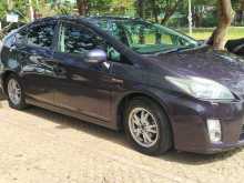 Toyota Prius S Touring 2013 Car