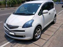 Toyota Ractis 2010 Car