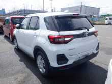 https://riyasewana.com/uploads/toyota-raise-24160629202.jpg