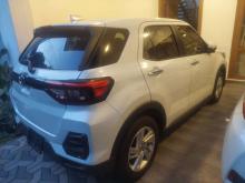https://riyasewana.com/uploads/toyota-raiz-g-181037406705.jpg