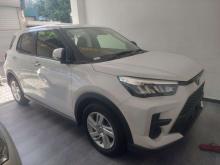 https://riyasewana.com/uploads/toyota-raiz-g-181037406864.jpg