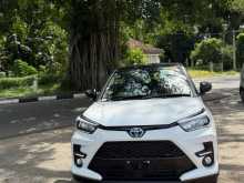 Toyota Raiz Hybrid 2025 SUV