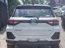 https://riyasewana.com/uploads/toyota-raiz-hybrid-281105536526.jpg