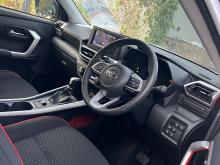 https://riyasewana.com/uploads/toyota-raiz-z-1223521617135.jpg