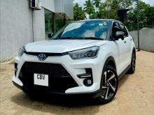 Toyota Raize 1 2 Z BSM 2025 SUV