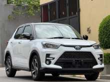Toyota Raize 1 2L Blacktop 2025 SUV