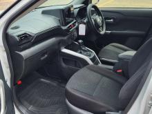 https://riyasewana.com/uploads/toyota-raize-1000cc-121956226395.jpg