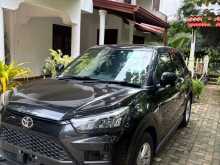 https://riyasewana.com/uploads/toyota-raize-1000cc-269144564.jpg